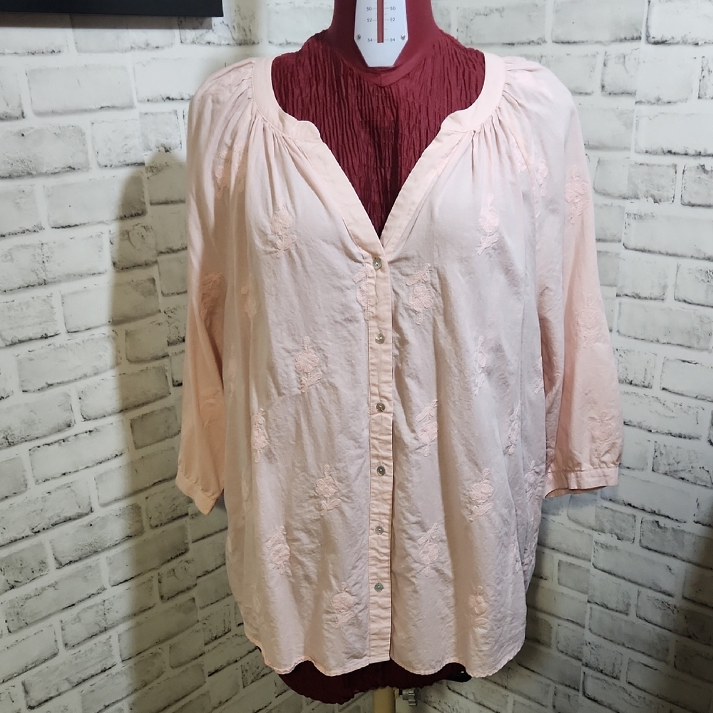 June and Delancey SZ 1X Pink Blouse